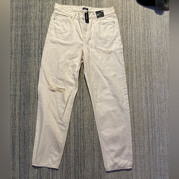 Express Relaxed Tapered Mid Rise Jean in Light Peach - NWT- Size 12R - Picture 2 of 13